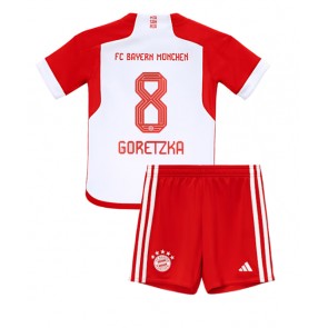 Bayern Munich Leon Goretzka #8 Hjemmebanesæt Børn 2023-24 Kort ærmer (+ korte bukser)